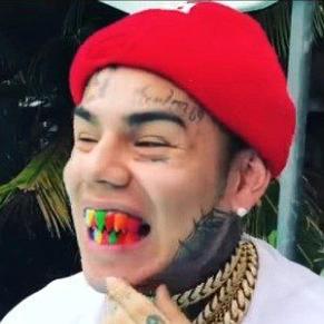 TEKASHI69 Girlfriend 2024: Dating History & Exes - CelebsCouples