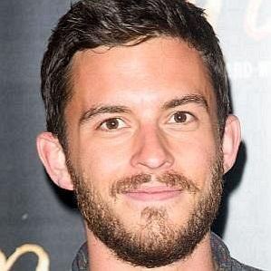 Jonathan Bailey profile photo