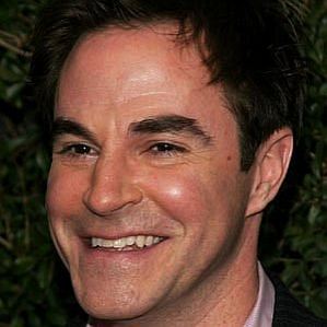 Roger Bart profile photo