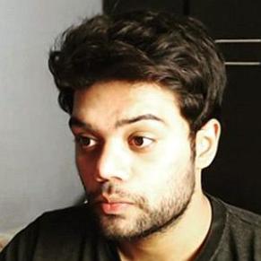 Ducky Bhai profile photo