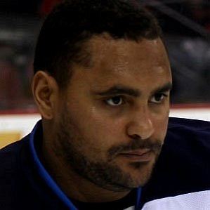 Dustin Byfuglien profile photo