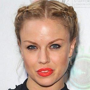 Joanne Clifton profile photo