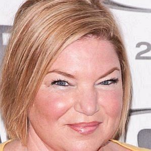 Mindy Cohn profile photo