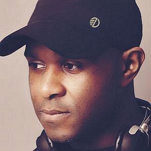 DJ EZ profile photo