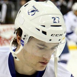 Jonathan Drouin profile photo