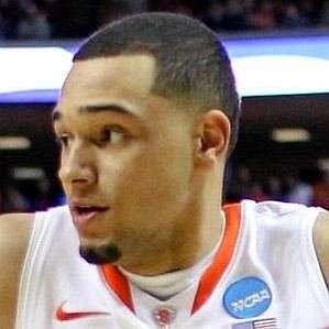 Tyler Ennis profile photo