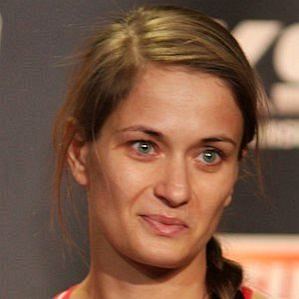 Karolina Kowalkiewicz profile photo