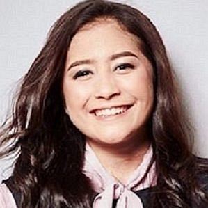 Prilly Latuconsina profile photo