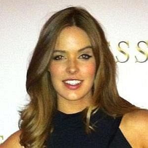 Robyn Lawley profile photo