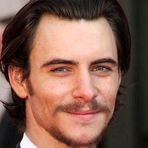 Harry Lloyd profile photo