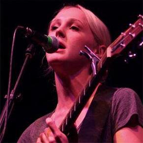 Laura Marling profile photo