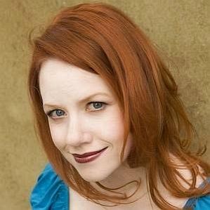 Richelle Mead profile photo