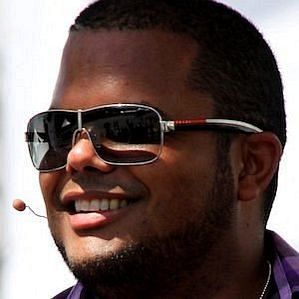 Roger Mooking profile photo