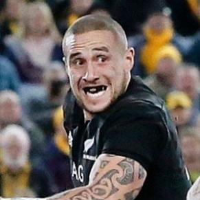 TJ Perenara profile photo