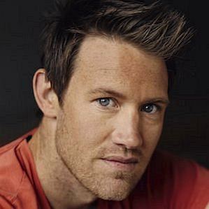 Eddie Perfect profile photo