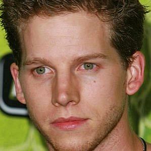 Stark Sands profile photo