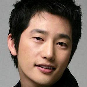 Park Si-hoo profile photo