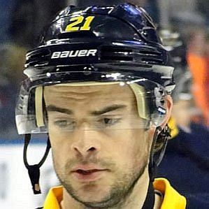 Drew Stafford profile photo