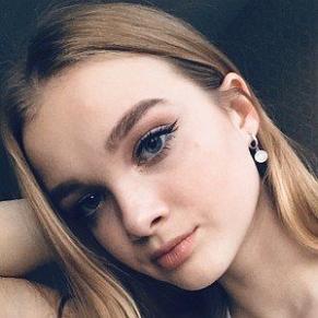 Nastya Stolbunova profile photo