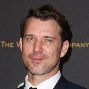 Wil Traval profile photo