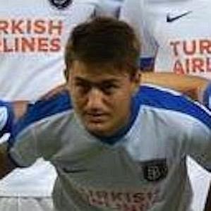 Cengiz Under profile photo