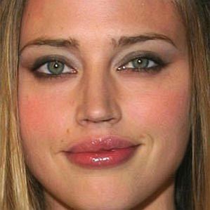 Estella Warren profile photo