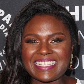 Deborah Joy Winans profile photo