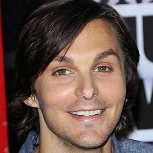 Charlie Worsham profile photo