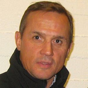 Steve Yzerman profile photo